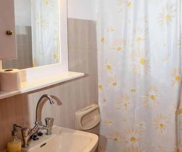 George * Ариллас